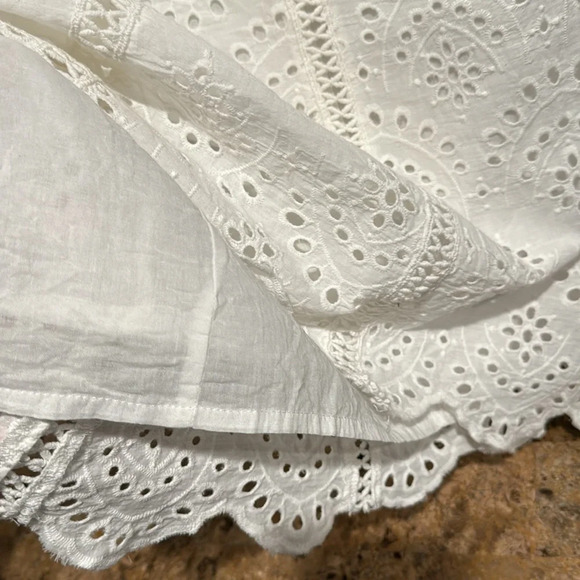 Lioness Tunic - Picture 10 of 12